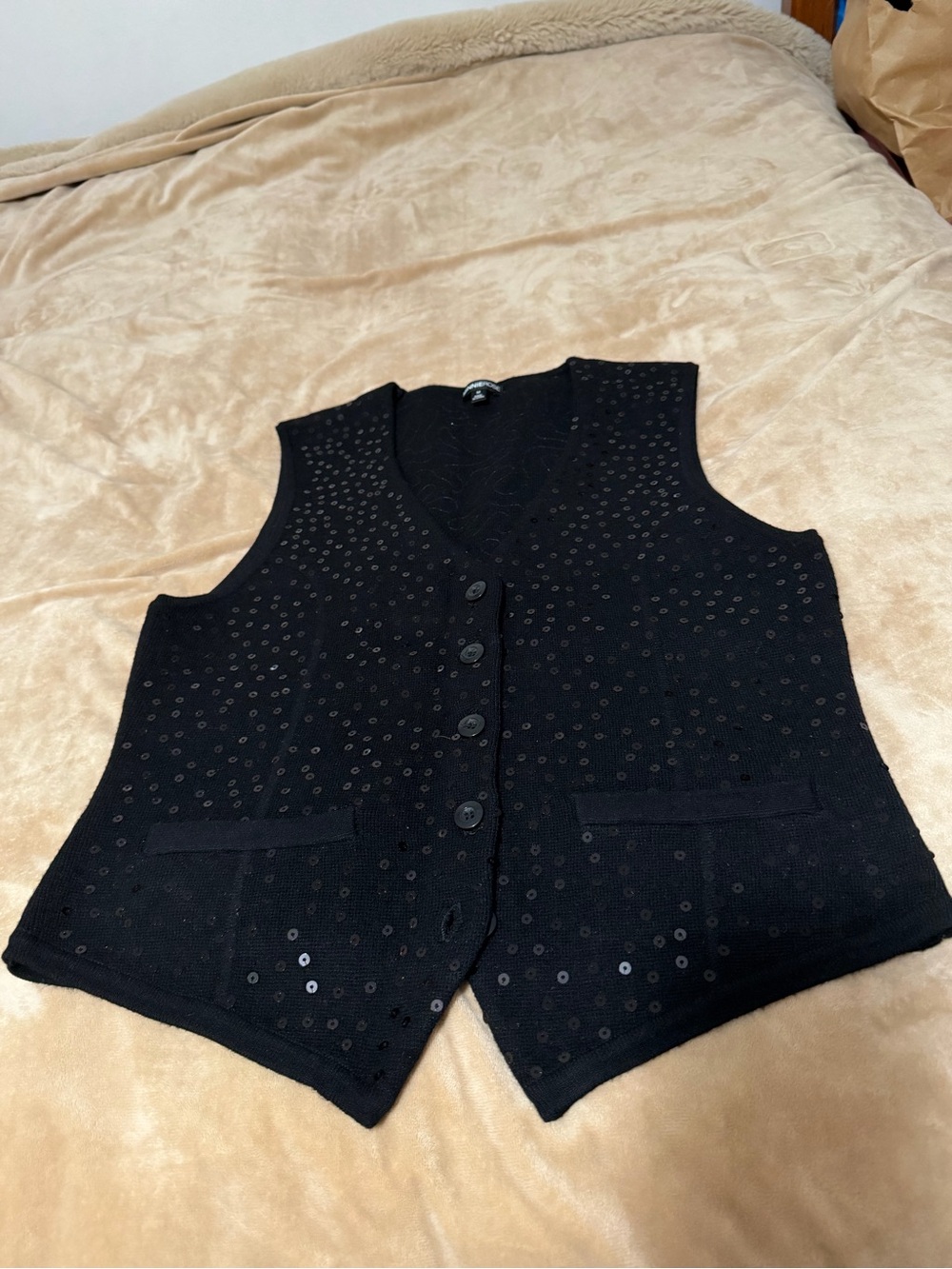 Minnie Rose Black Women's Sequin Knit Vest - Classic Button Front Women’s Medium
